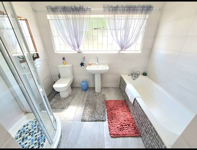 3 BEDROOM HOUSE FOR SALE IN ARCON PARK